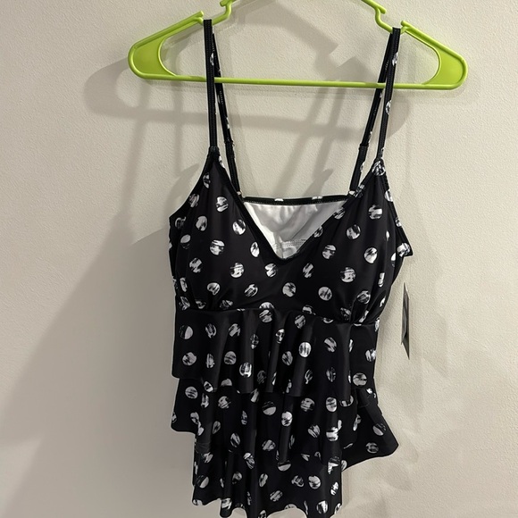 NWT SIMPLY FIT POLKA DOT BIKINI HALTER TOP - Picture 1 of 4
